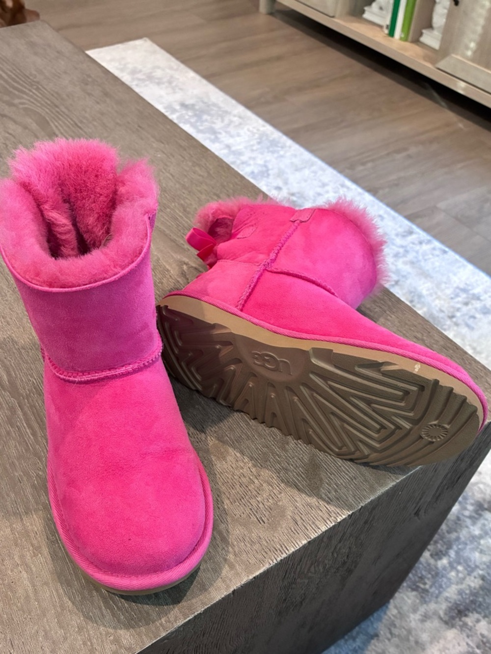 UGG Kids Bailey Bow Boots – Hot Pink – Size 3 – NWOT - Picture 2 of 6